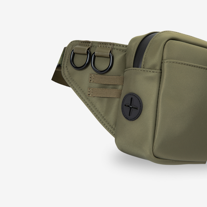 Multifunctional khaki Waist Bag for dog owners in khaki: with removable treat compartments, poo bag dispenser and water bottle holder